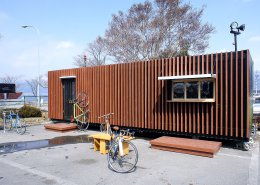 オシャレな店舗型コンテナハウスwith自転車