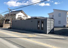 長野県上伊那郡箕輪町のタイヤショップ　裏側全景