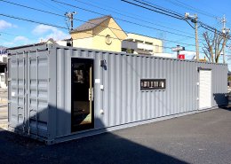 長野県上伊那郡箕輪町のタイヤショップ　正面2