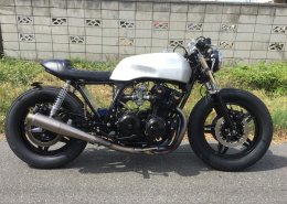 HONDA CB750F カフェスタイル 全景