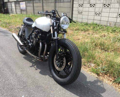 HONDA CB750F カフェスタイル 前面