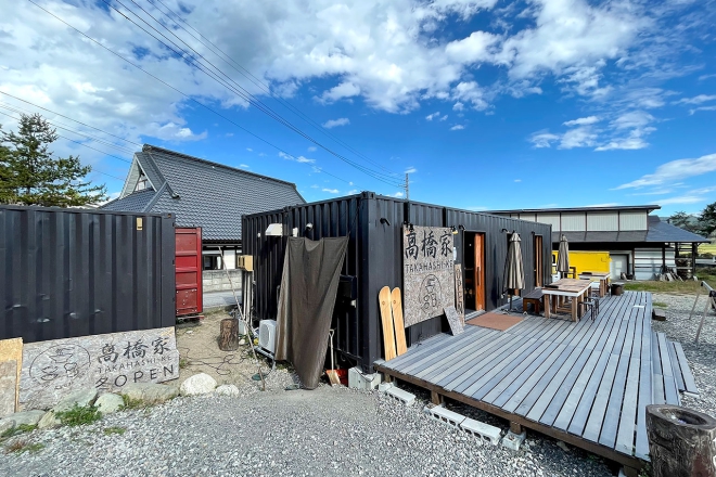 コンテナハウスで作るラーメン店舗の全景